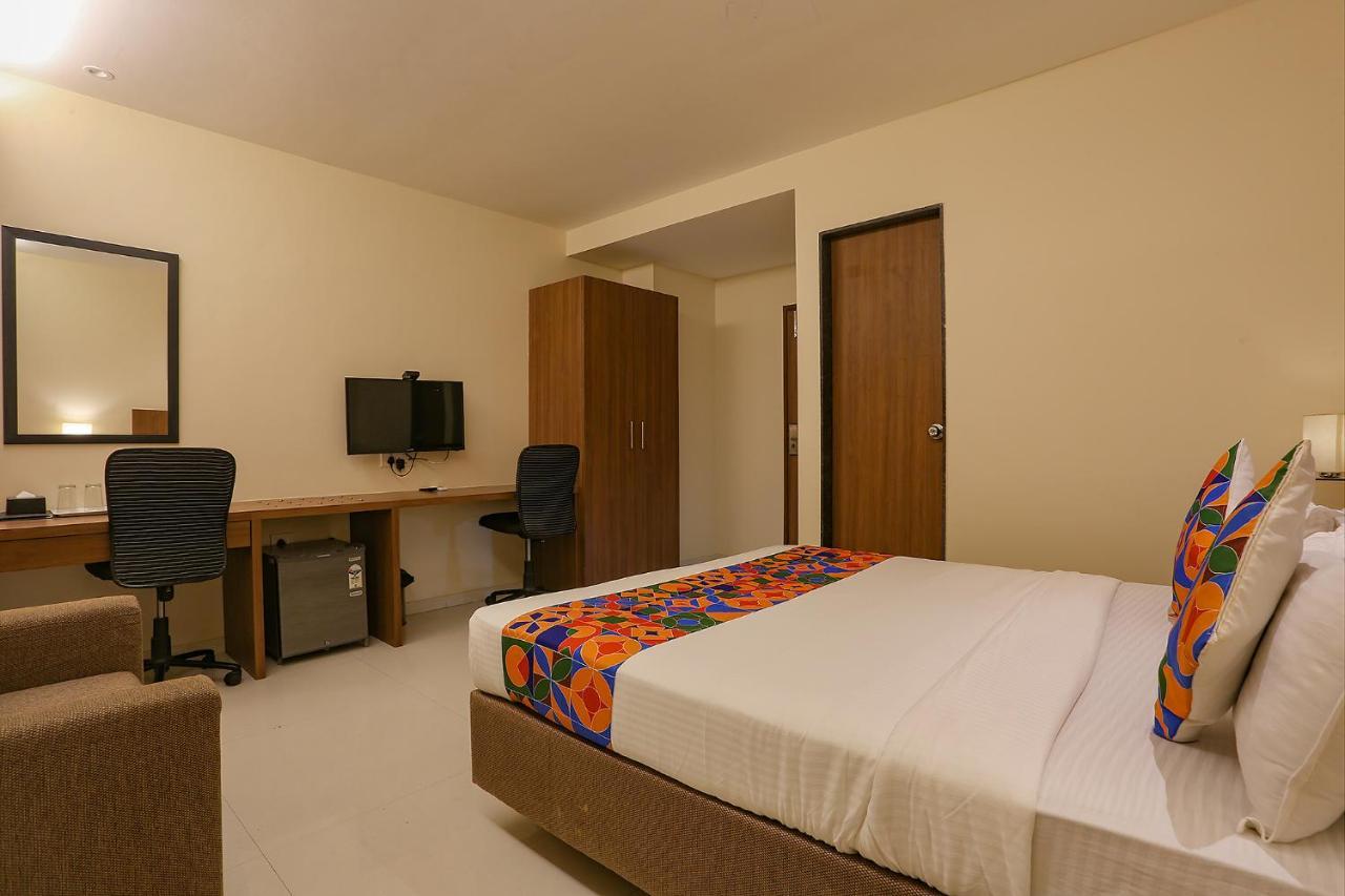 Fabhotel Royal International Βομβάη Εξωτερικό φωτογραφία